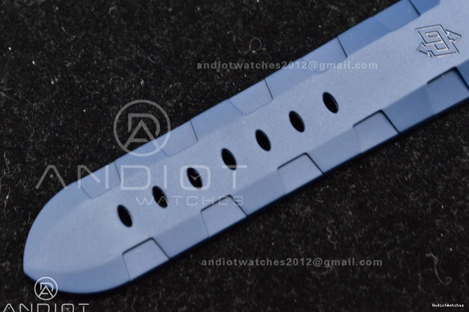 Best Blue P Strap Edition Blue Trendsetting SBF W Rubber 439 on Carbotech 1:1 Dial PAM1232 1205